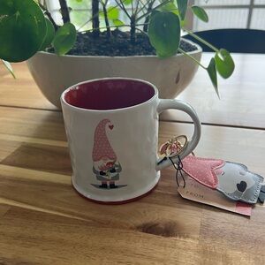 NWT Prima Design Gnome Themed Mug with Keychain - perfect for Valentine’s Day